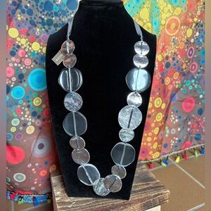 Chico’s Acrylic & Metal Beautiful Statement Necklace NWT
